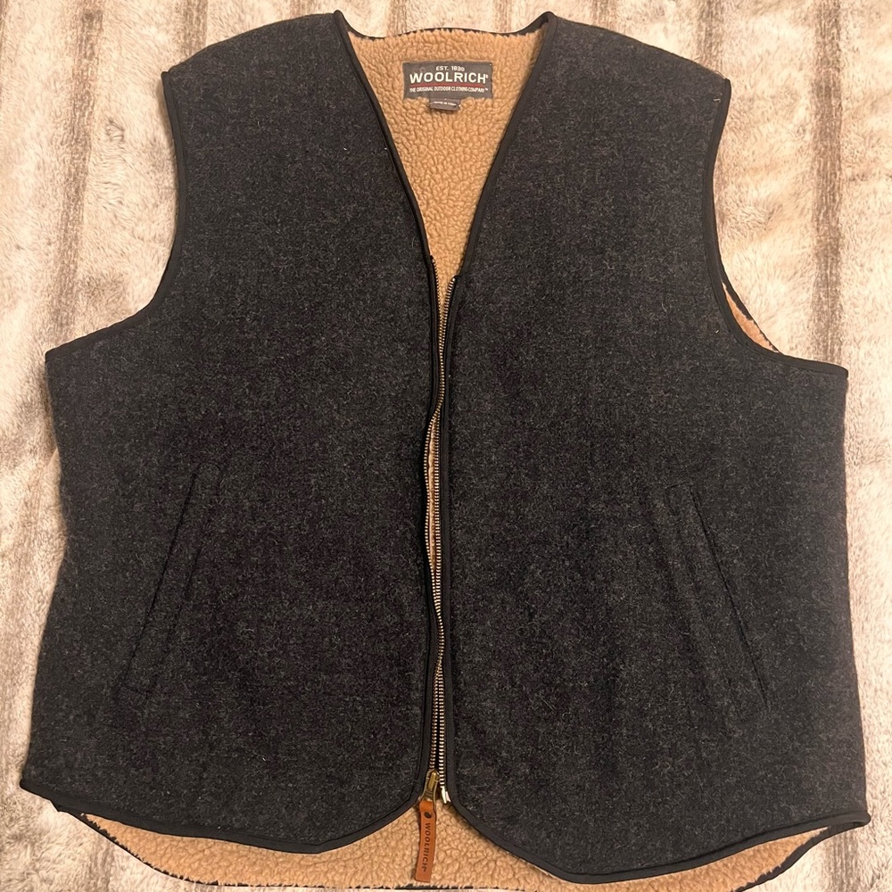 Mens Woolrich wool vest large